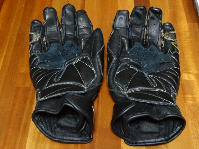 新品同様 クシタニ（KUSHITANI)K5164 GPSグローブ黒M Yahoo