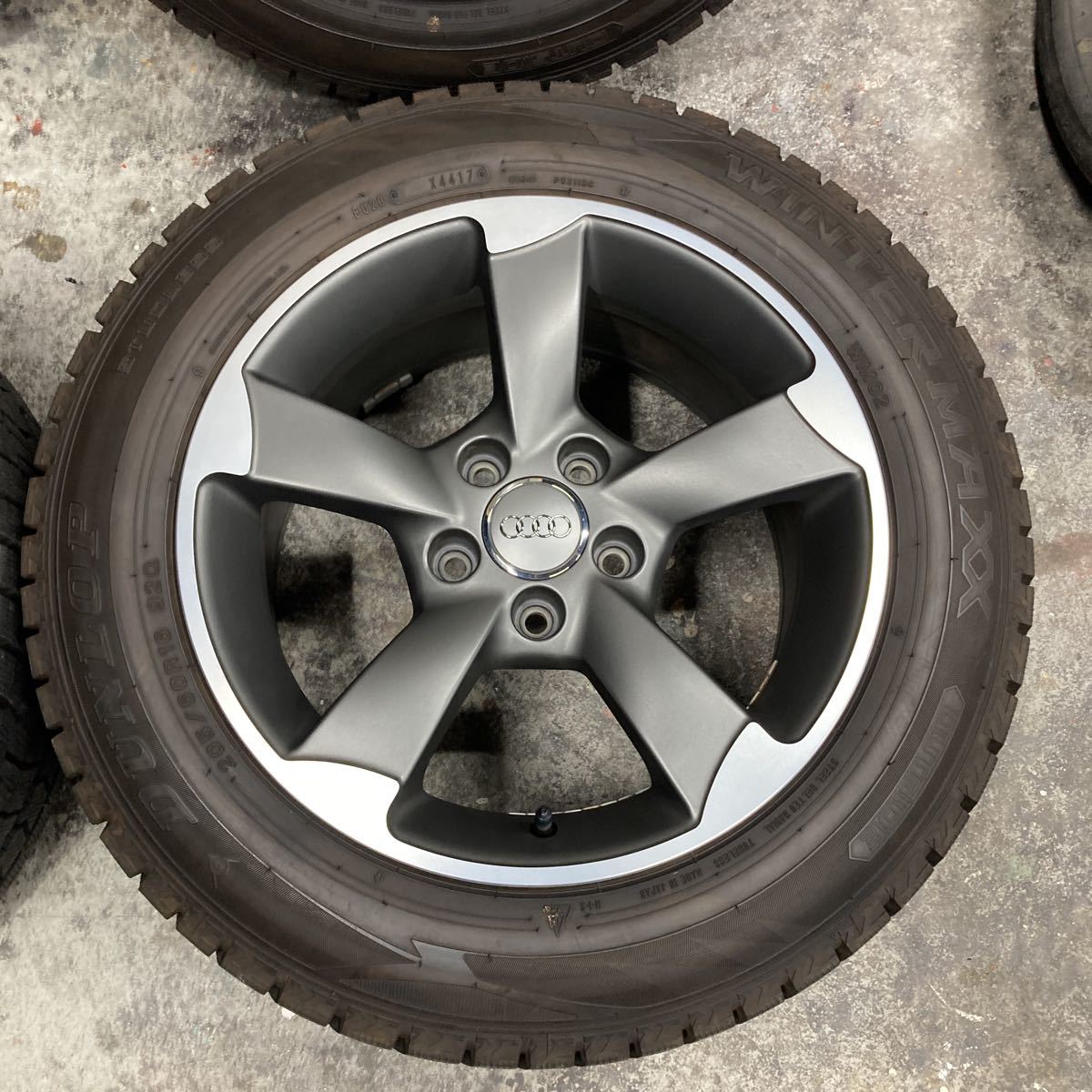 超バリ山！アウディ センターキャップ付 16×7.5j+37 PCD112/5H 205/60R16 ダンロップ ウインターマックス WM02 2017年製 4本 検: A4 純正