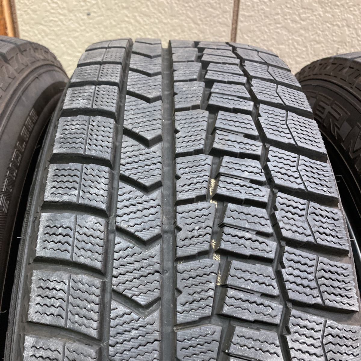 超バリ山！アウディ センターキャップ付 16×7.5j+37 PCD112/5H 205/60R16 ダンロップ ウインターマックス WM02 2017年製 4本 検: A4 純正