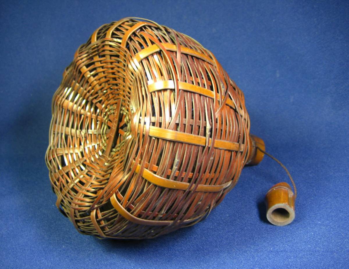 ▽y75 花器 竹編 徳利花籠 伝統工芸士 梶原光峰 虫籠花入 美品 花籠