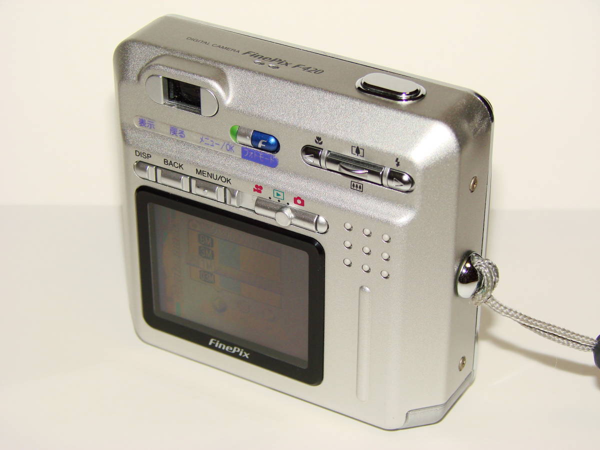 FUJIFILM FinePix F420 中古品！ F420 FinePix FUJIFILM コンパクト