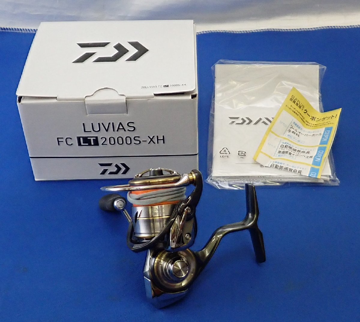 フィッシング DAIWA LUVIAS FC LT 2000S-XH スピニングリール