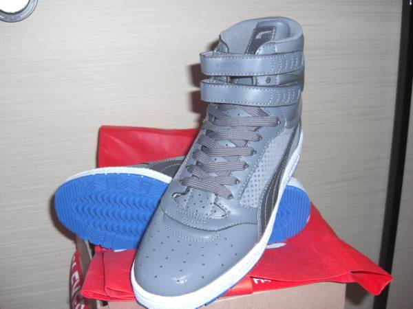 ★PUMA★　プーマ　SKY2 HI URBAIN　TRIPLE　新品　26㎝　グレー