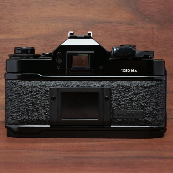 整備済 完動 Canon A-1 ボディ Black 露出計OK AE機能OK 正規 中古 ☆外観良好・難あり☆CANON A-1 ボディ キヤノン 一眼レフ