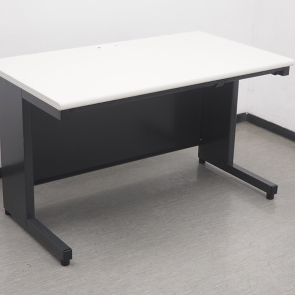 2086853_USM_TABLE_04