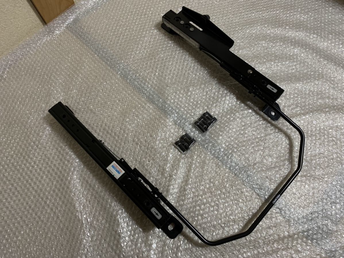 人気セール，新作 RECARO 86 ZN6 BRZ ZC6 シートレール 運転席側 品 ⑨(レール)｜売買されたオークション情報、yahooの商品情報をアーカイブ公開 - オークファン レール
