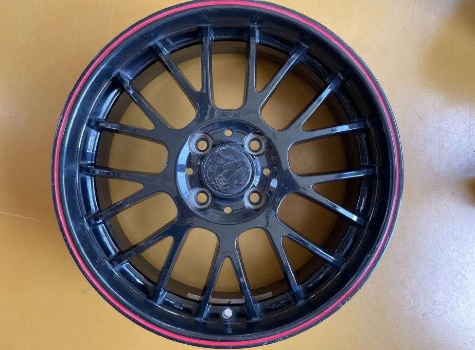 ○BADX S-HOLD 16×6J (52) 4H PCD100 GM/Po 195/55R16 4本
