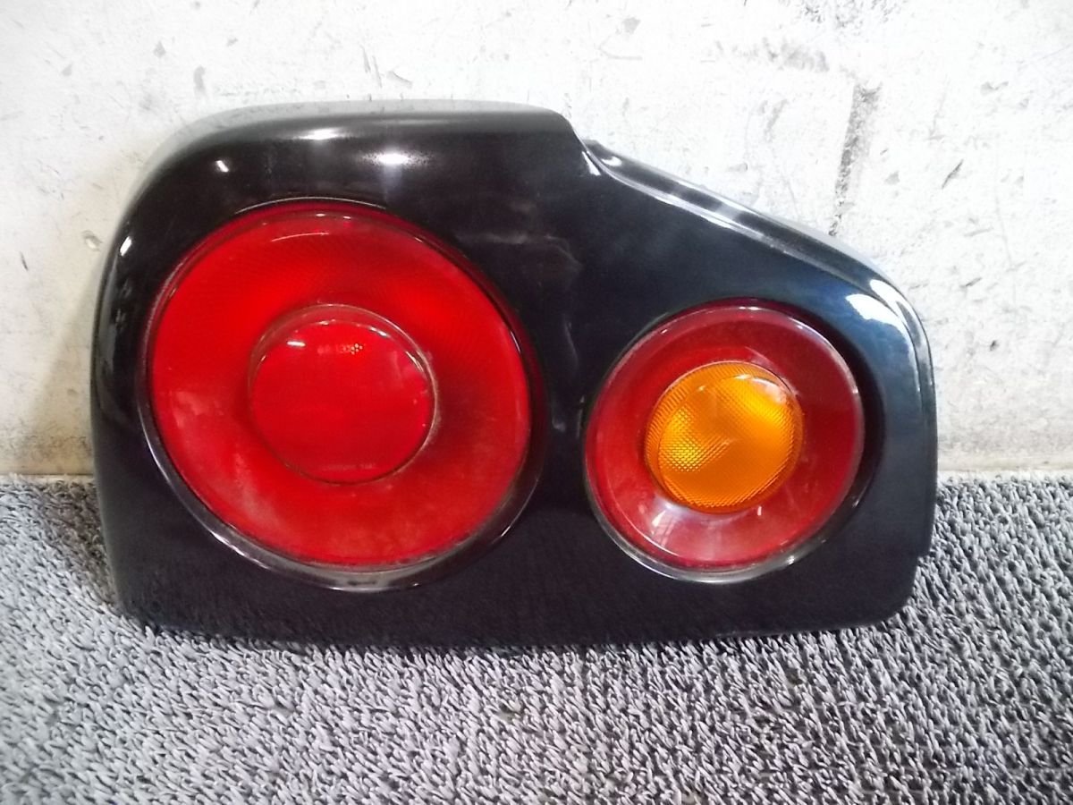 【正規品，最新作】 ER34 スカイライン 2ドア 純正 ノーマル テールランプ テールライト レンズ 左 助手席側 ICHIKOH 7442 / 2P8-969(テールライト)｜売買されたオークション情報、yahooの商品情報をアーカイブ公開 - オ 日産用