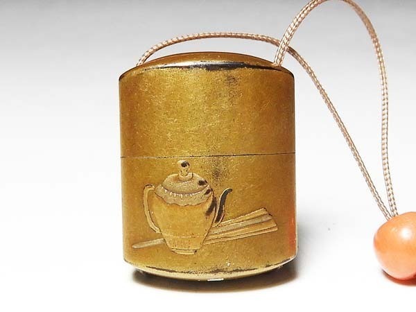 骨董・古美術・アンティークの古好 蒔絵博物館⁄印籠の装い⁄緒締玉図鑑