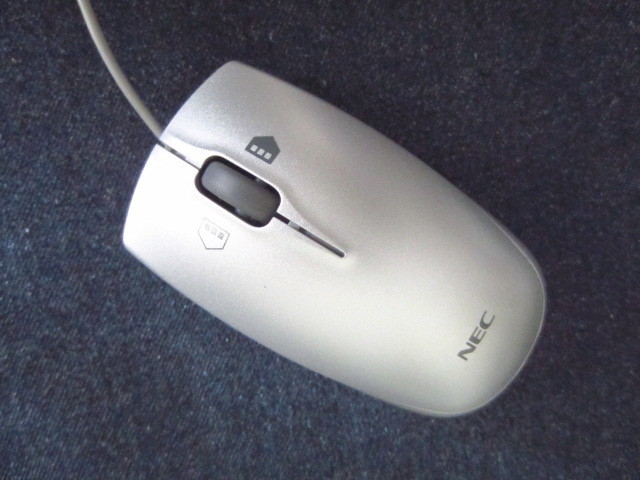 中古品 美品 NEC USBレーザーマウス MSU1218(853-410166-001-A