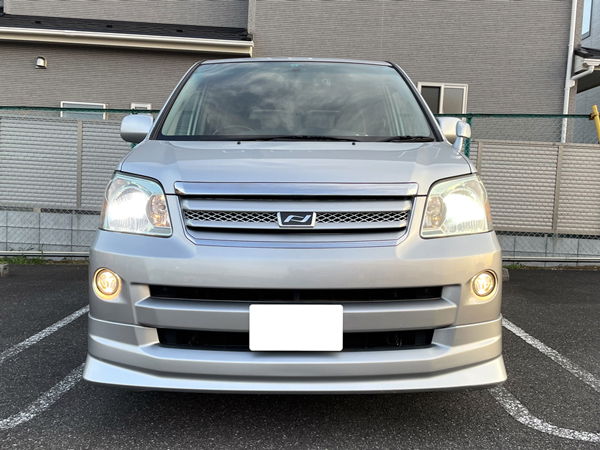 人気SALE，100%新品 車検たっぷり約1年半付き 令和6年1月迄 60後期型ノア フルセグ地デジ 前後ドラレコ HDDナビ ウッドコンビハン フルエアロ HID ETC(ノア)｜売買されたオークション情報、yahooの商品情報をアーカ ノア