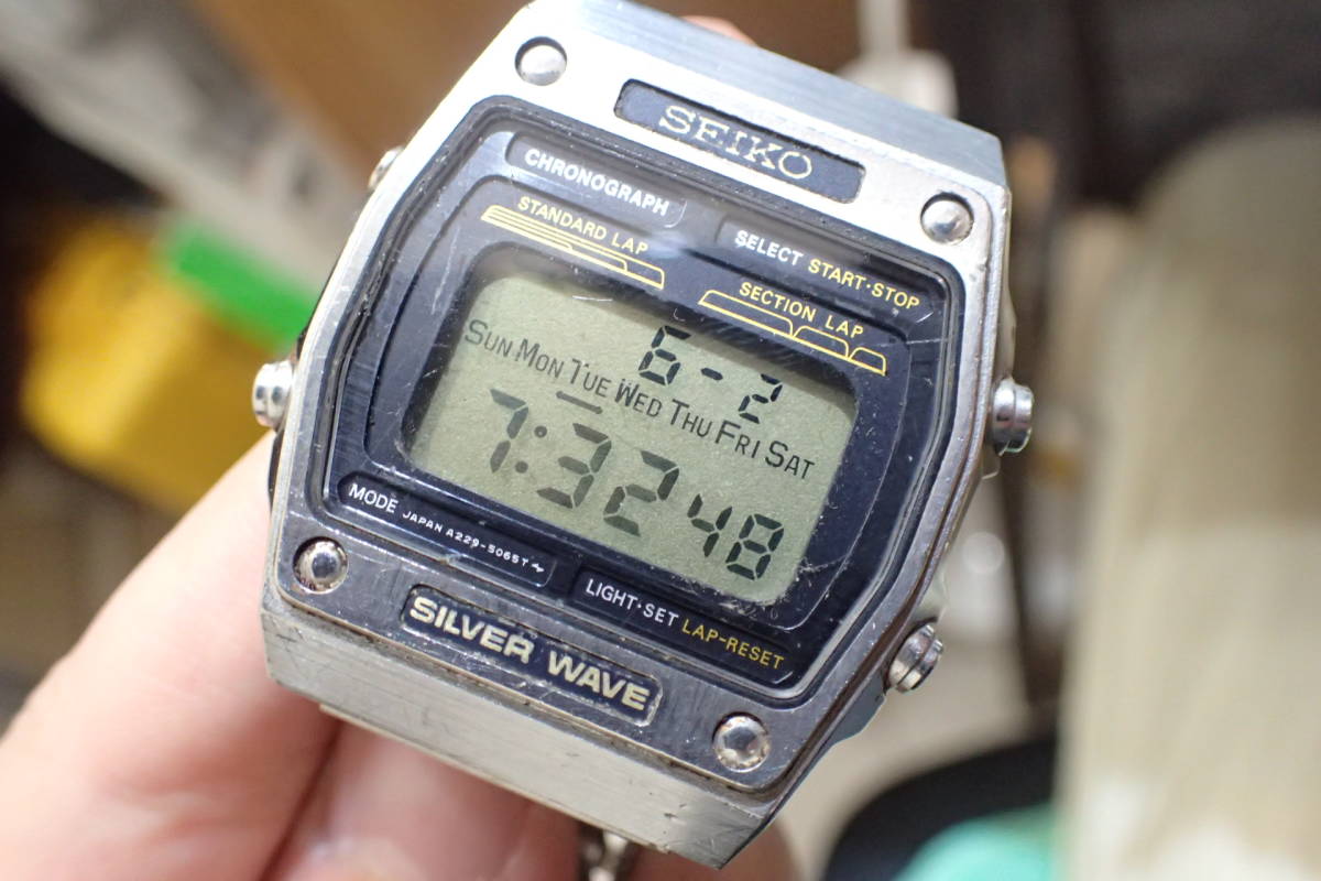 レア ◇セイコー/SEIKO シルバーウェーブ ◇クロノグラフ デジタル