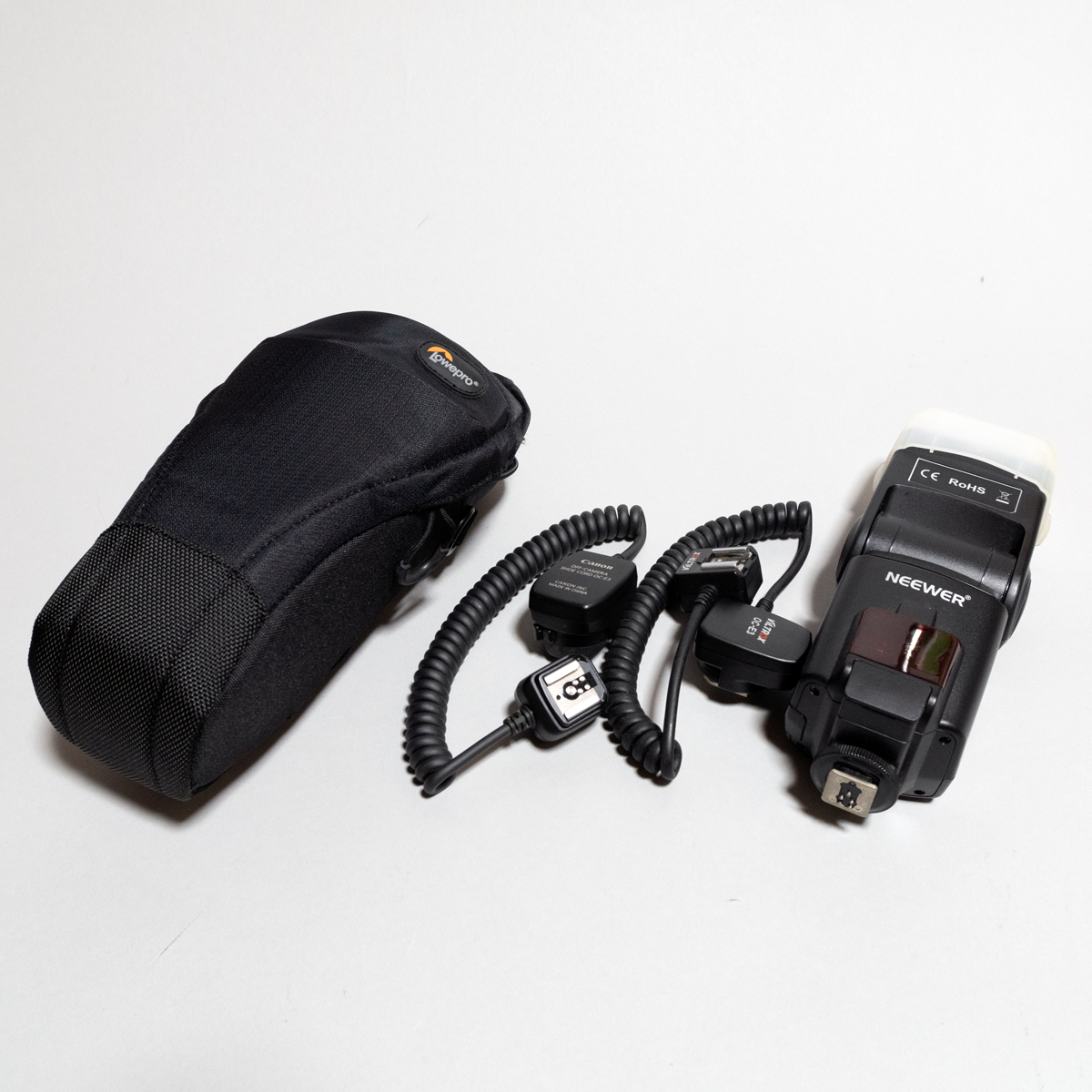 Canon オフカメラシューコード OC-E3 + Viltrox OC-E3 + Lowepro S&F
