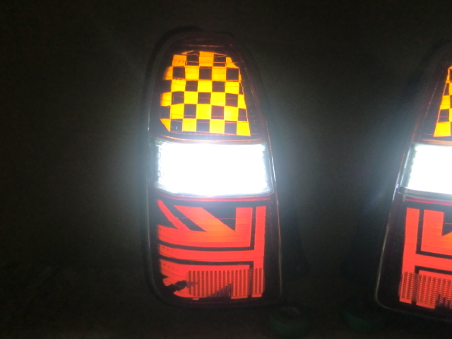 ミラジーノ  L700s テールランプ LED アクリル ミラジーノ L700s テールランプ LED アクリル