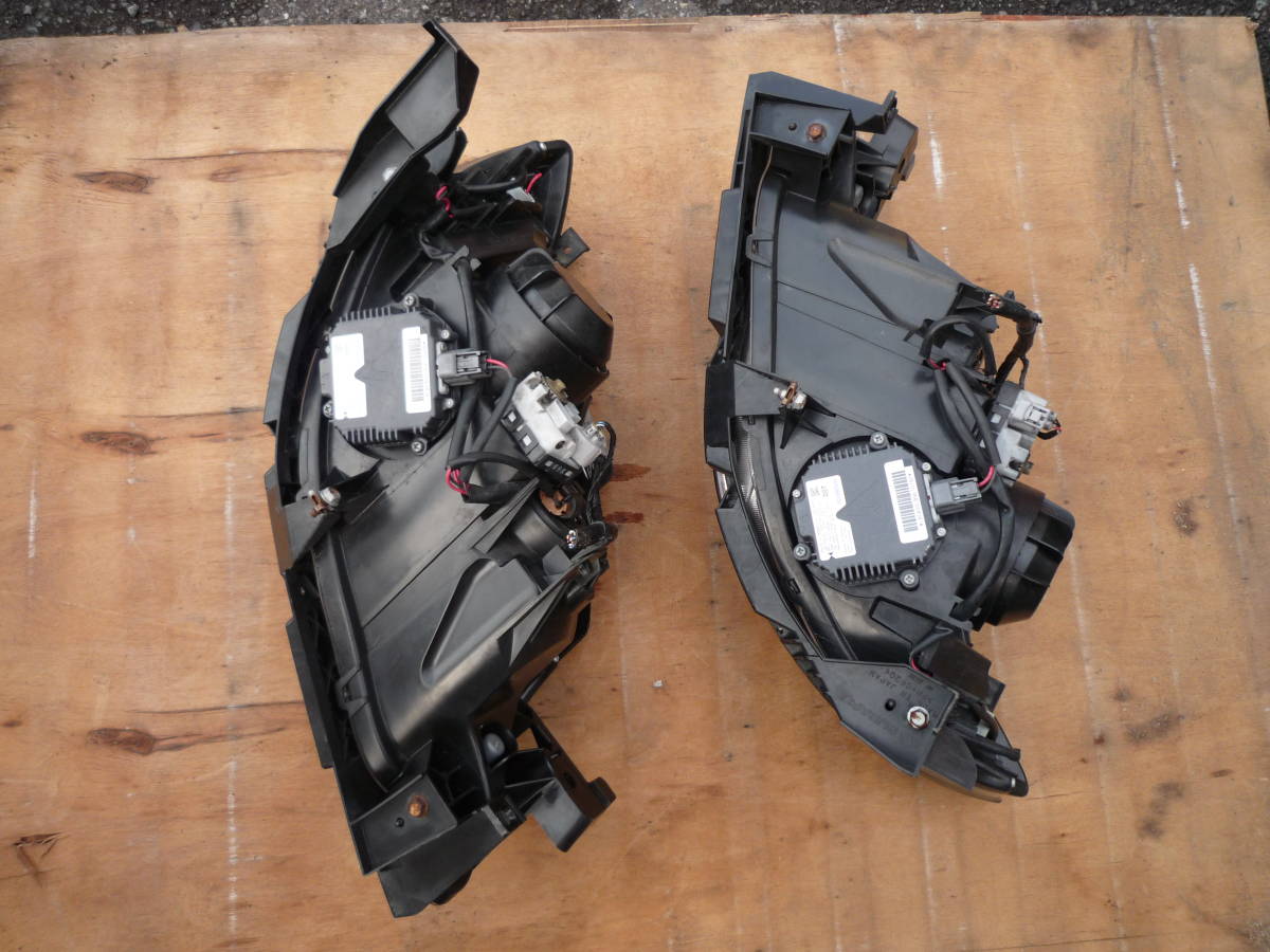 インプレッサ STI GRB WRX スバル純正 純正キセノンヘッドライト 左右 純正 GVB スバル 純正キセノンヘッドライト左右 ヘッドライト 運転席側 キセノンヘッドライト 0 公式通販