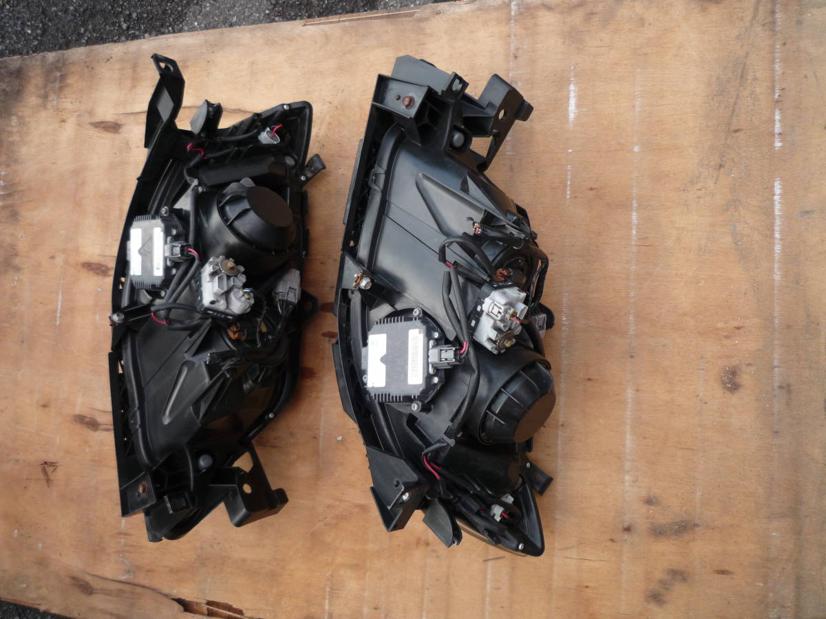 インプレッサ STI GRB WRX スバル純正 純正キセノンヘッドライト 左右 純正 GVB スバル 純正キセノンヘッドライト左右 ヘッドライト 運転席側 キセノンヘッドライト 0 公式通販