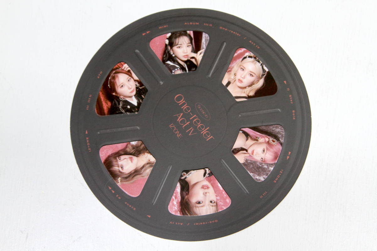 紺色⭐韓国CD⭐IZ*ONE ⭐ONE-REELER アイズワン⭐韓国盤KPOP メルカリ