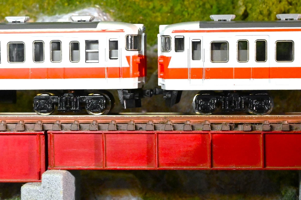 亜鉄社□中古□TOMIX(トミックス) 品番92642、国鉄 113系2000番台 近郊