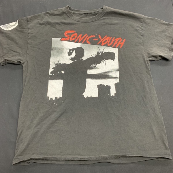 【本物保証，お買い得】 SONIC YOUTH Tシャツ ヴィンテージ フォトプリント ソニックユース BAD MOON RISING ニルバーナ カートコバーン HOLE ロックT バンドT(Tシャツ)｜売買されたオークション情報、yahooの商品情報をアーカ Tシャツ