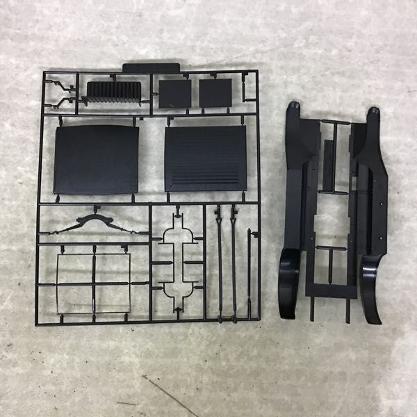 0 T T型フォード BANDAI バン 1&frasl;16 ford model van 組み立て途中 ミニカー T型フォードバン ERTL チキータバナナ | コマーシャルバン|ハード