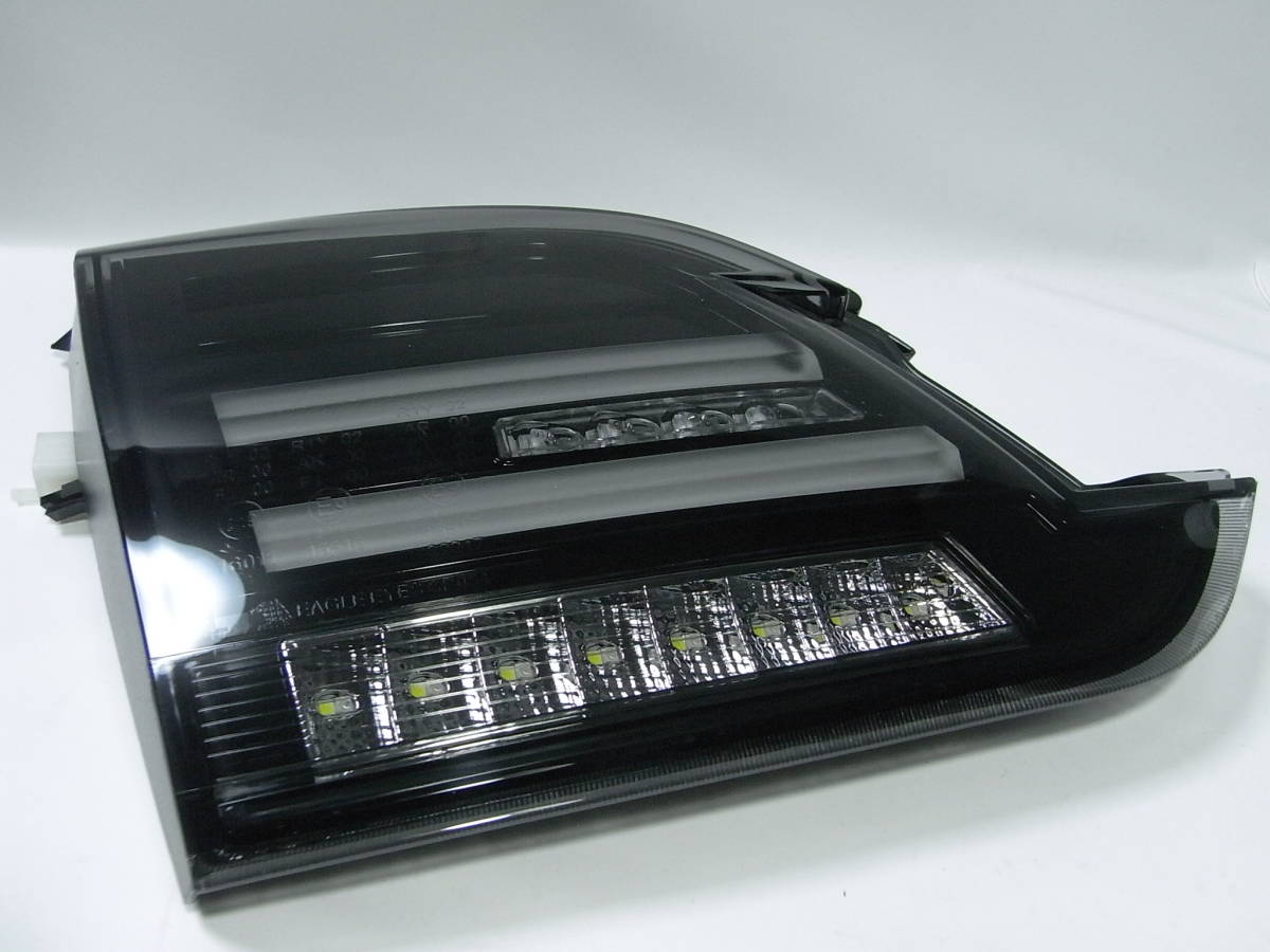 コラゾンレヴォーグ VM系 LEDテールランプ
