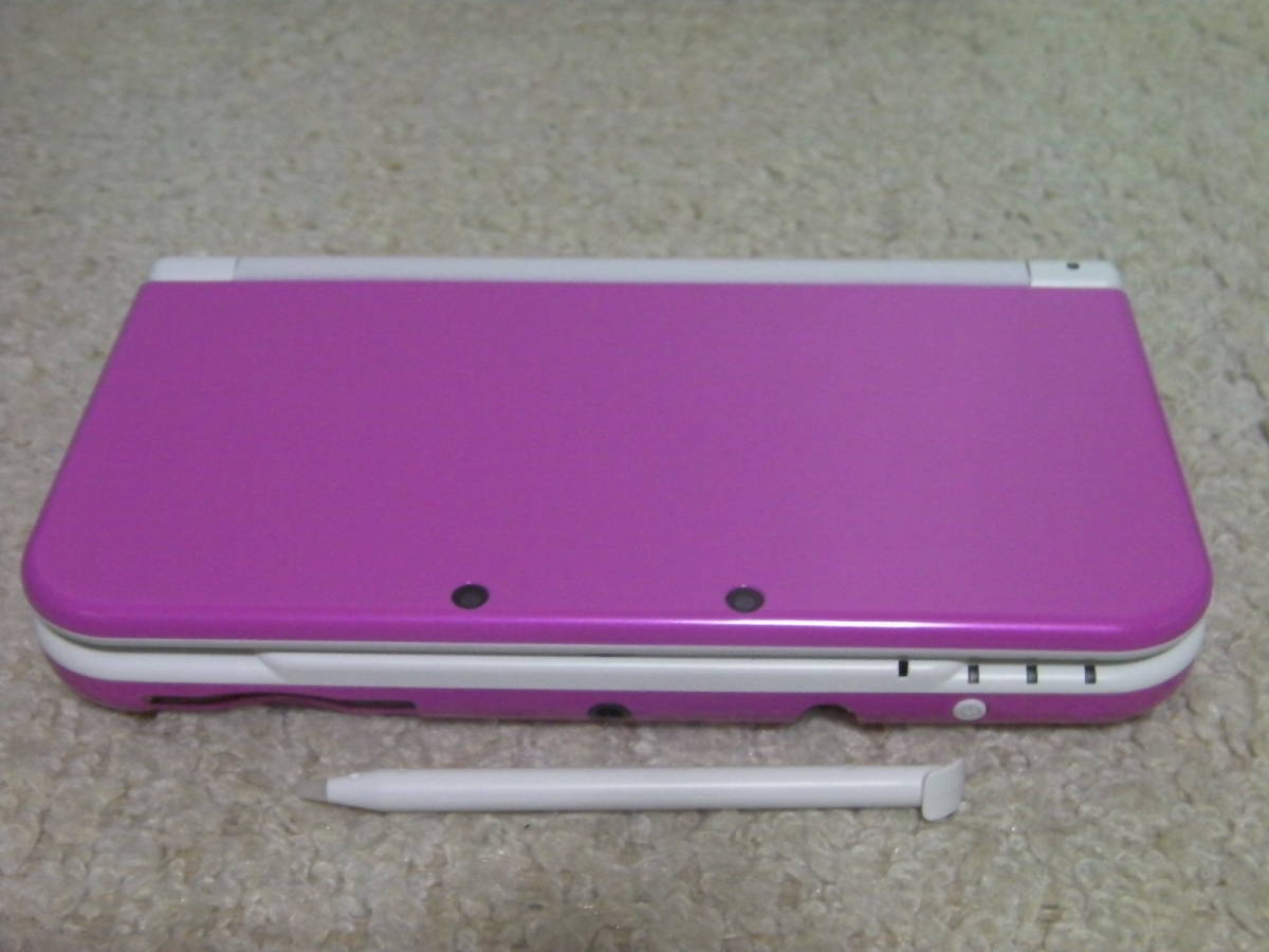 □□ 即決!! DS Newニンテンドー3DS LL 本体 ピンク×ホワイト（箱説  