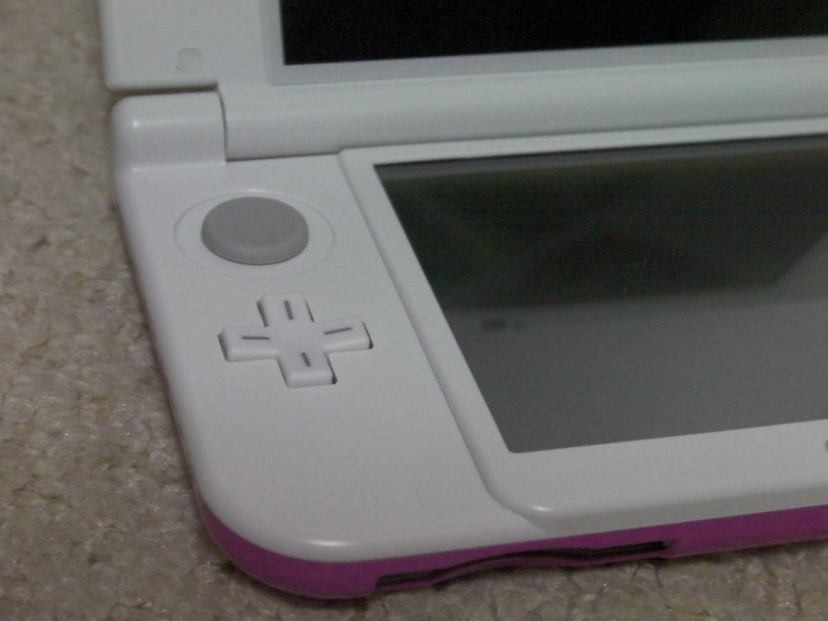 □□ 即決!! DS Newニンテンドー3DS LL 本体 ピンク×ホワイト（箱説  