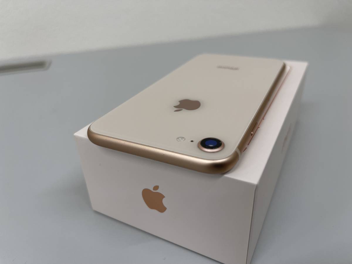 iPhone 8 256GB ゴールド SIMフリー 中古美品 送料無料 256GB ゴールド 