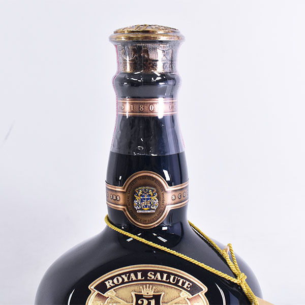 1円～☆古酒☆ロイヤル サルート 21年 青 陶器ボトル ＊巾着袋