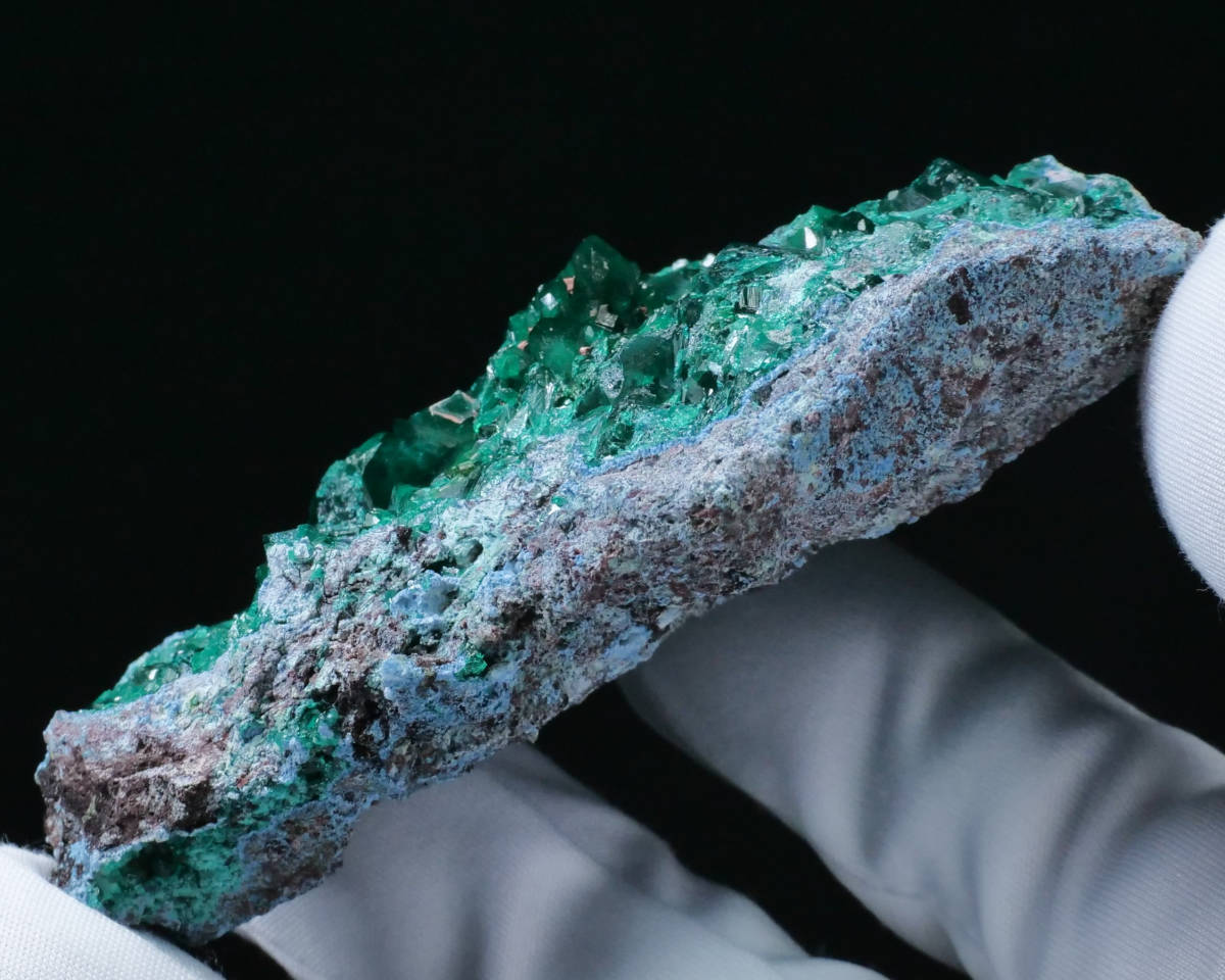 【鉱物 標本 翠銅鉱 結晶 原石】コンゴ ダイオプテーズ 