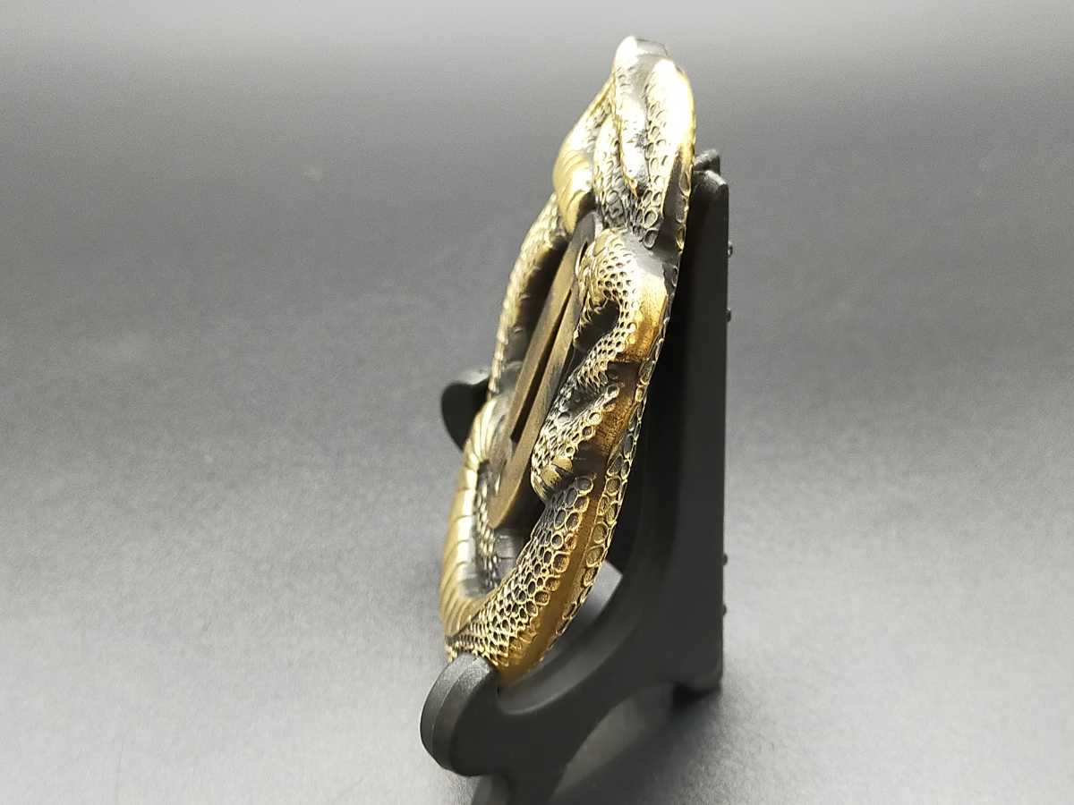 刀鍔 絵金銀 日本刀装具 鍔 刀の鍔 銅地 細工 銅製 透かし