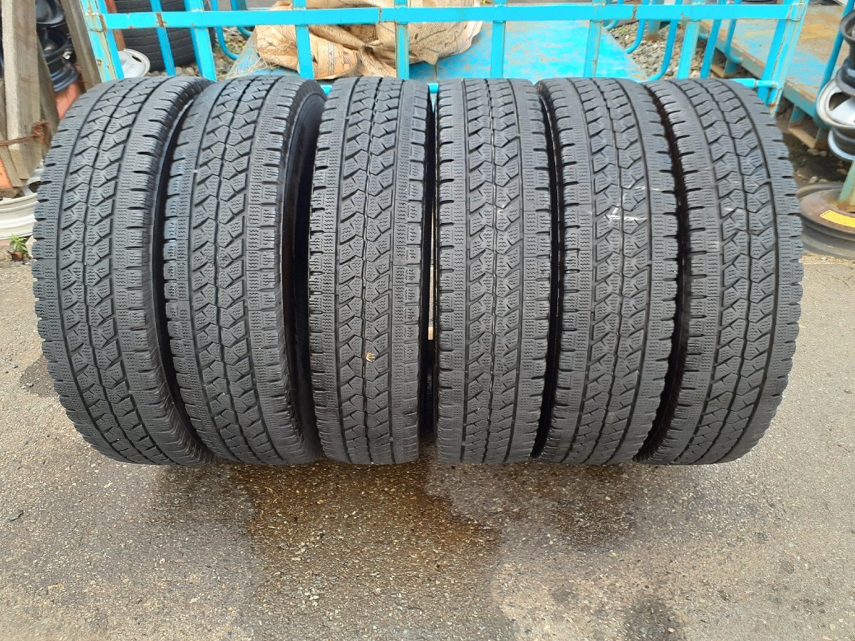 パF2399 205/85R16 117/115L LT 6本価格 BRIDGESTONE BLIZZAK W979 冬 2018年 地山 中型 トラック エルフ キャンター ダイナ(タイヤ)｜売買されたオークション情報、yahooの商品情報をアーカイブ公開 - オークフ タイヤ