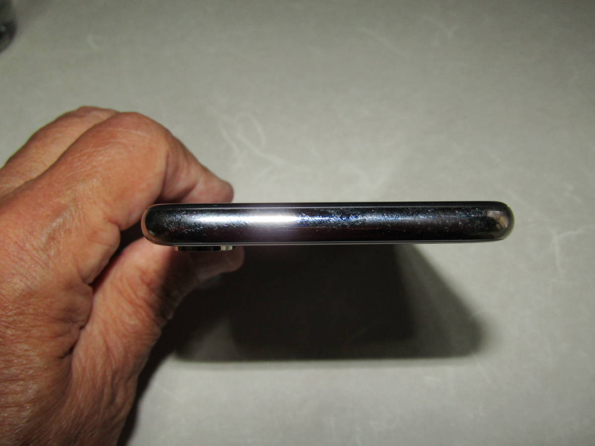 中古　Apple iPhone X 256GB Silver A■SIMフリー A1 X iPhone 256GB 海外版 スペース スマートフォン&frasl;携帯電話