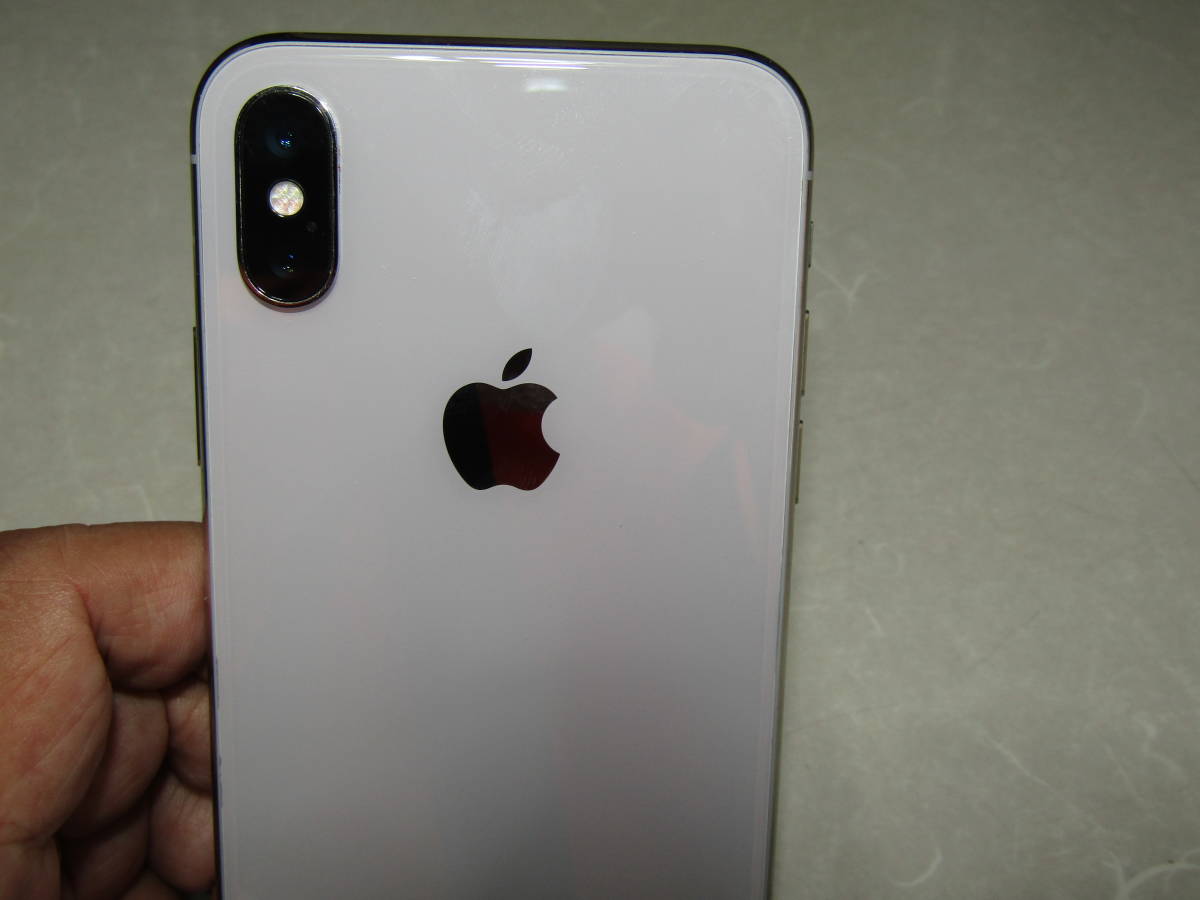 中古　Apple iPhone X 256GB Silver A■SIMフリー A1 X iPhone 256GB 海外版 スペース スマートフォン&frasl;携帯電話