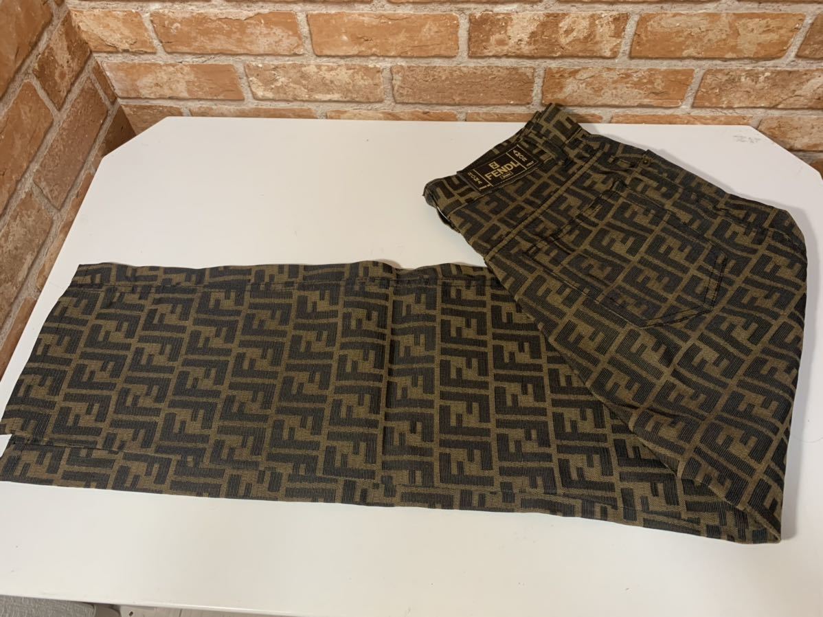 FENDI ズッカ柄 - パンツ fendi vick フェンディ 009 0 ウエストポーチ