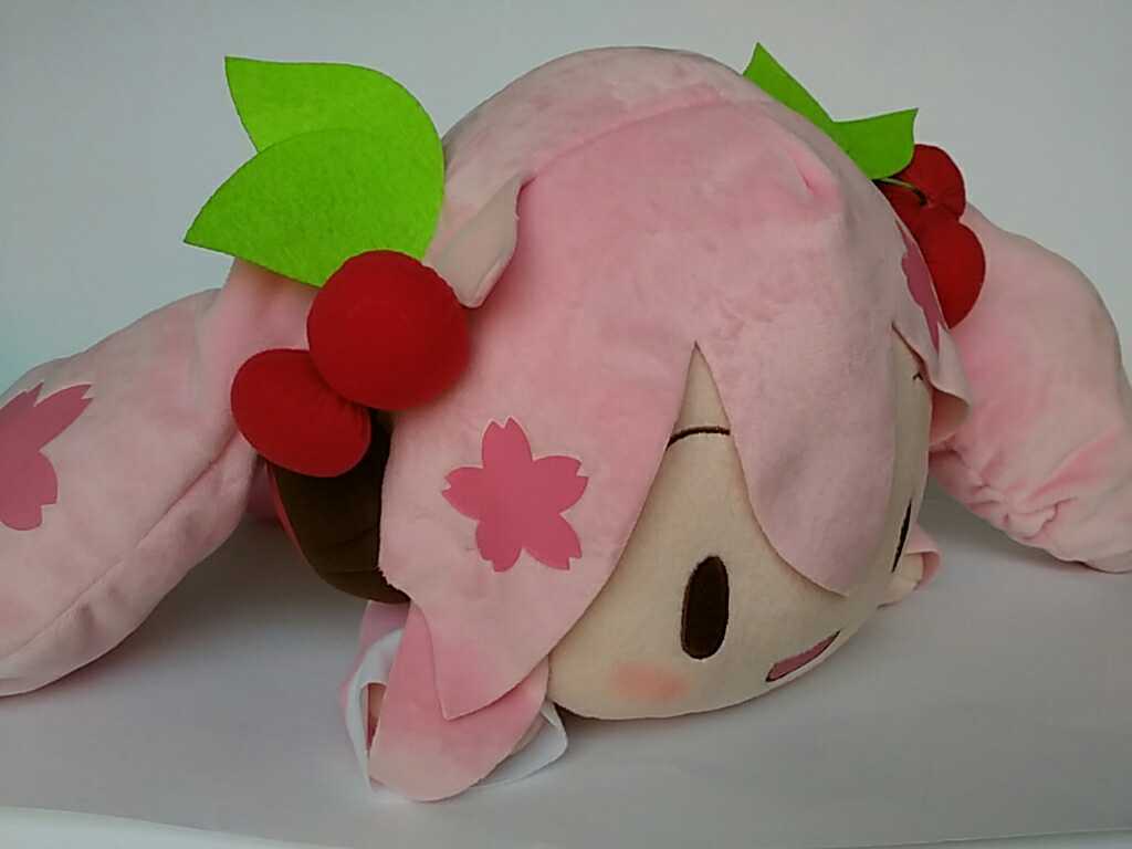初音ミク ぬいぐるみ マスコット まとめ売り 寝そべり 桜ミク 雪ミク 