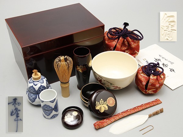 琴》送料無料 木製漆器 松竹梅蒔絵梨地菓子盆十客 共箱 WF201