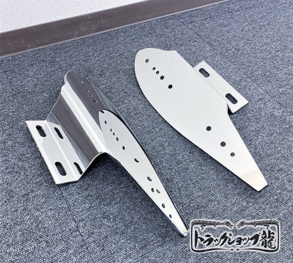 新品即納 ステンレス ナマズマーカー取付ステー LRセット 07フォワード