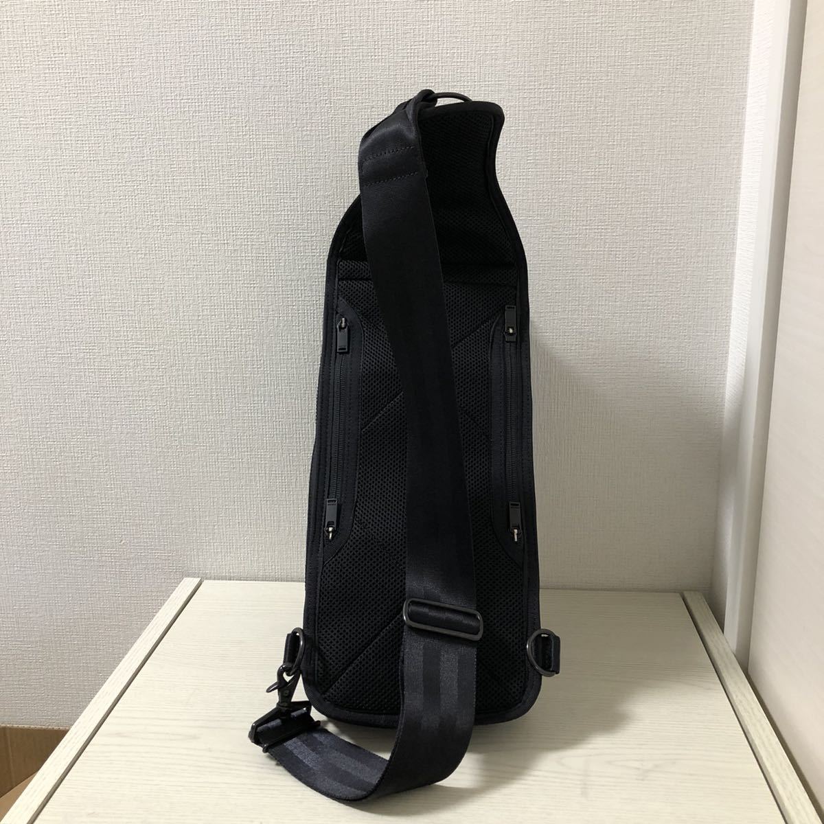 即発送可 PORTER × HYKE HELMET BAG SMALL BLACK バッグ | TWSTORYBOOK.NET