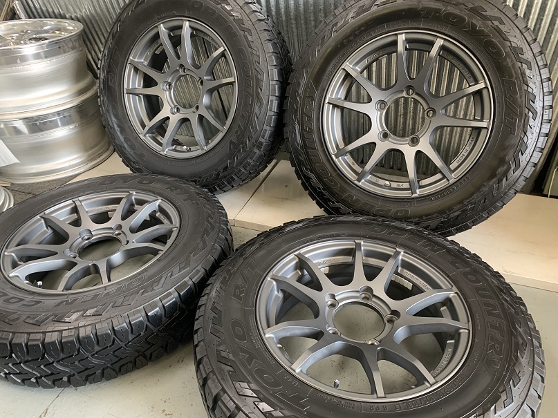レイズ☆ジムニー グラムライツ 57JV 185/85R16 オープンカントリーR/T 