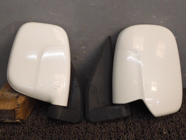6698　ニッサン クリッパーリオ　U71W　ドアミラー左右　W37