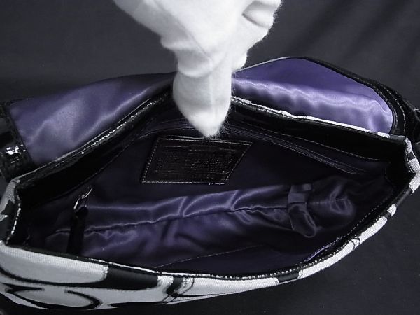 1円 □美品□ COACH コーチ 18136 シグネチャー キャンバス ワン