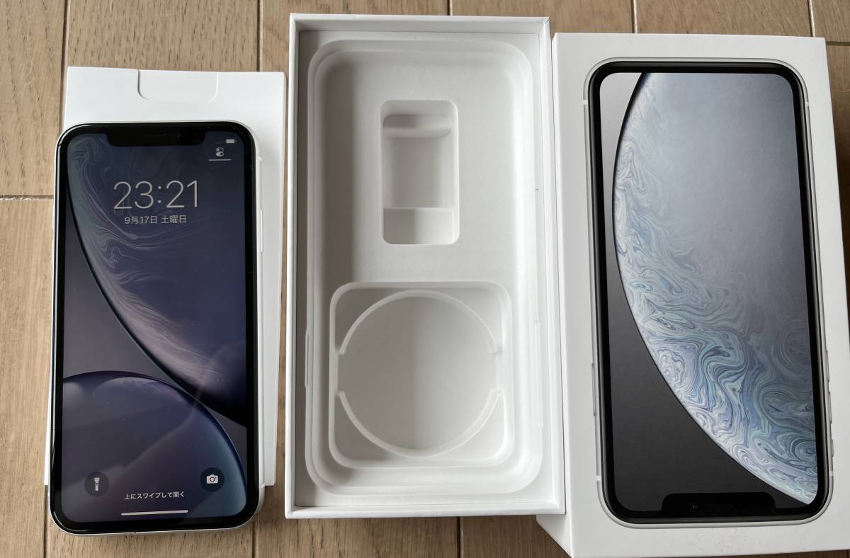 iPhone XR 64G White SIMフリー 白 ホワイト XR iPhone ホワイト