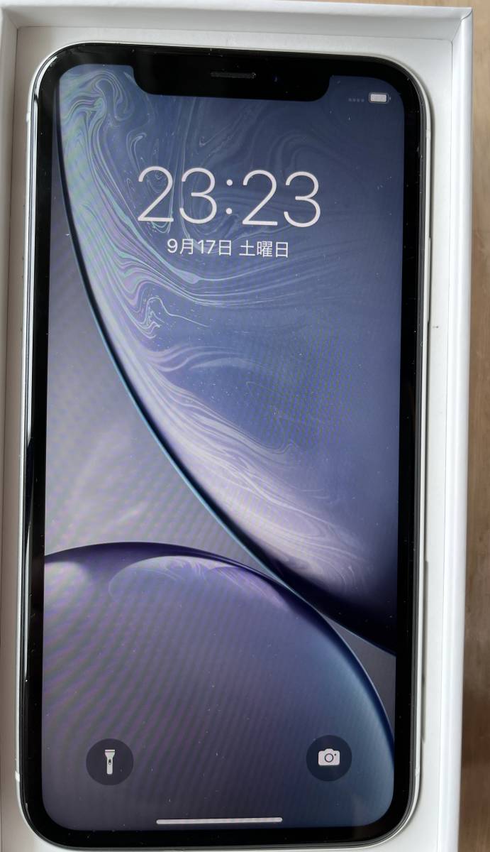 iPhone XR 64G White SIMフリー 白 ホワイト XR iPhone ホワイト