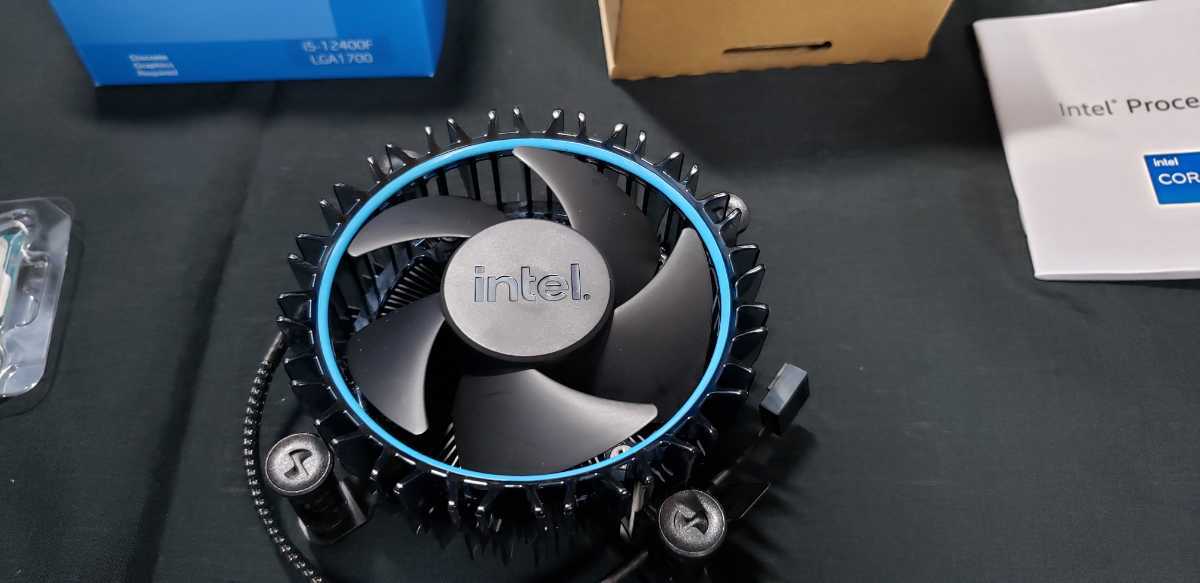 第12世代インテル® Core™ プロセッサー | 価格・性能・比較