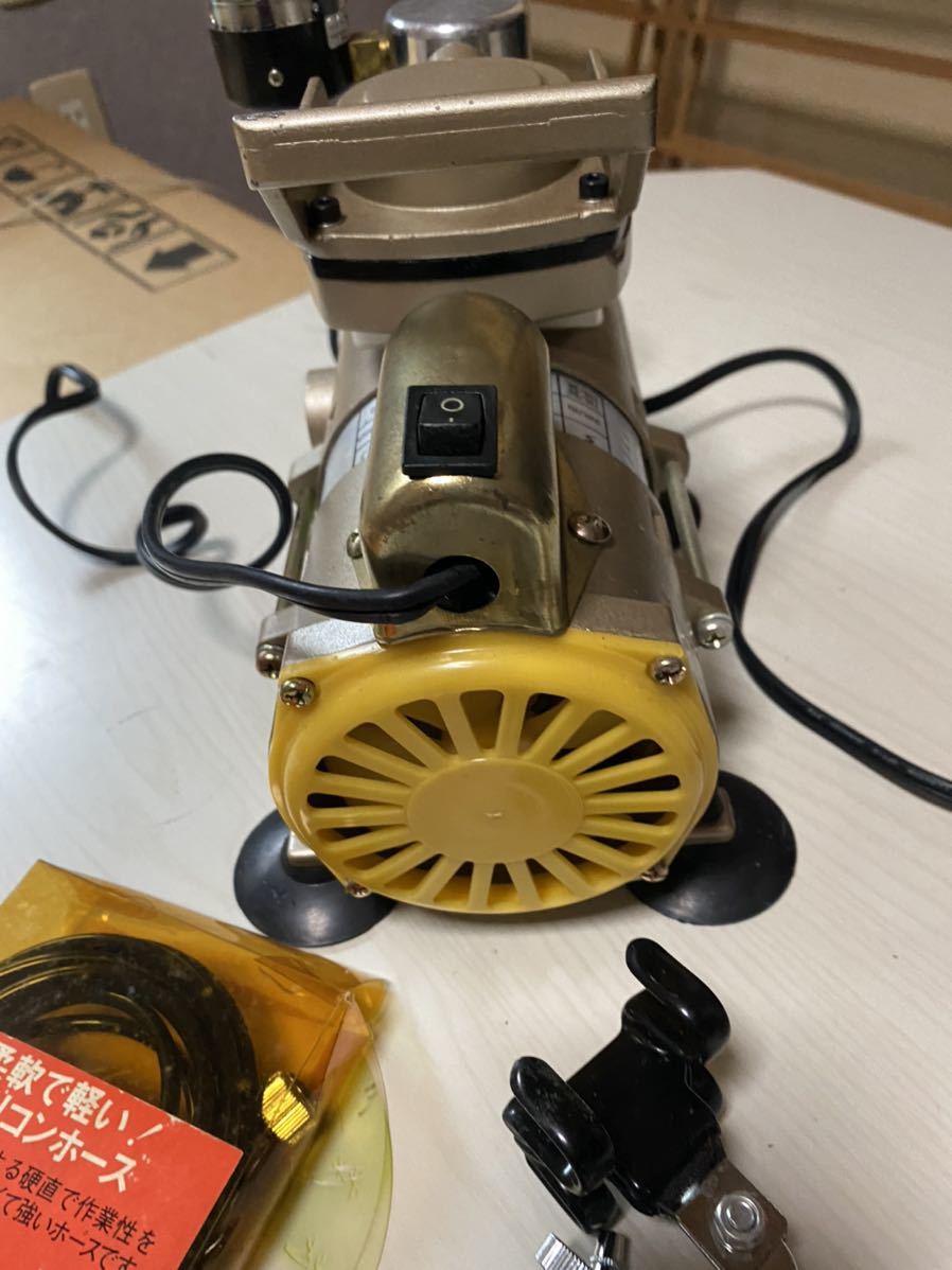 中古品 ミニエアーコンプレッサー トゥーマーカープロダクツ