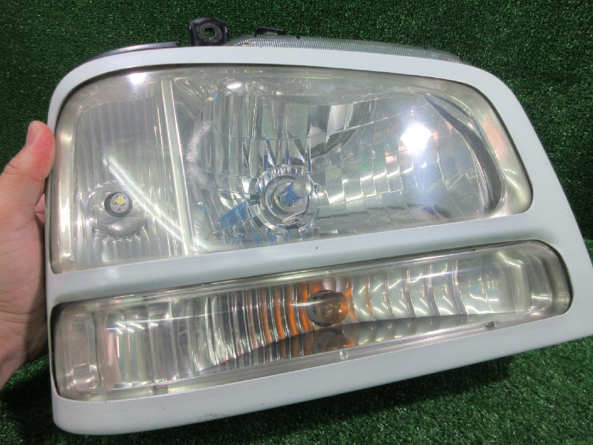 スズキ エブリィ DA62W 左右 ハロゲンヘッドライト KOITO 100-32673