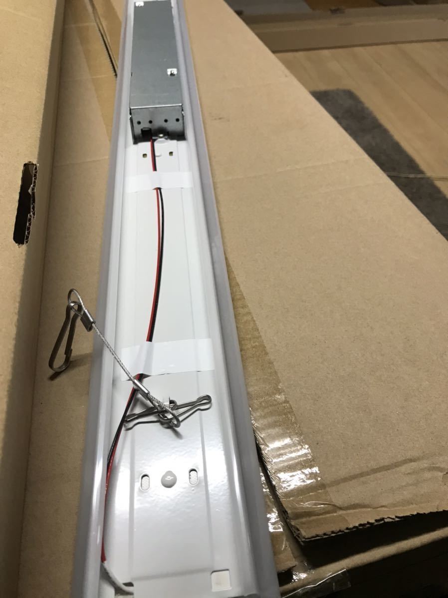 LED蛍光灯 直管 10W形 | 10形 全工事不要 工事不要 10本セット 10W型 LED直管 Livtec 10w形 昼光色 直管蛍光灯 led蛍光灯 7の通販｜LED直管・丸