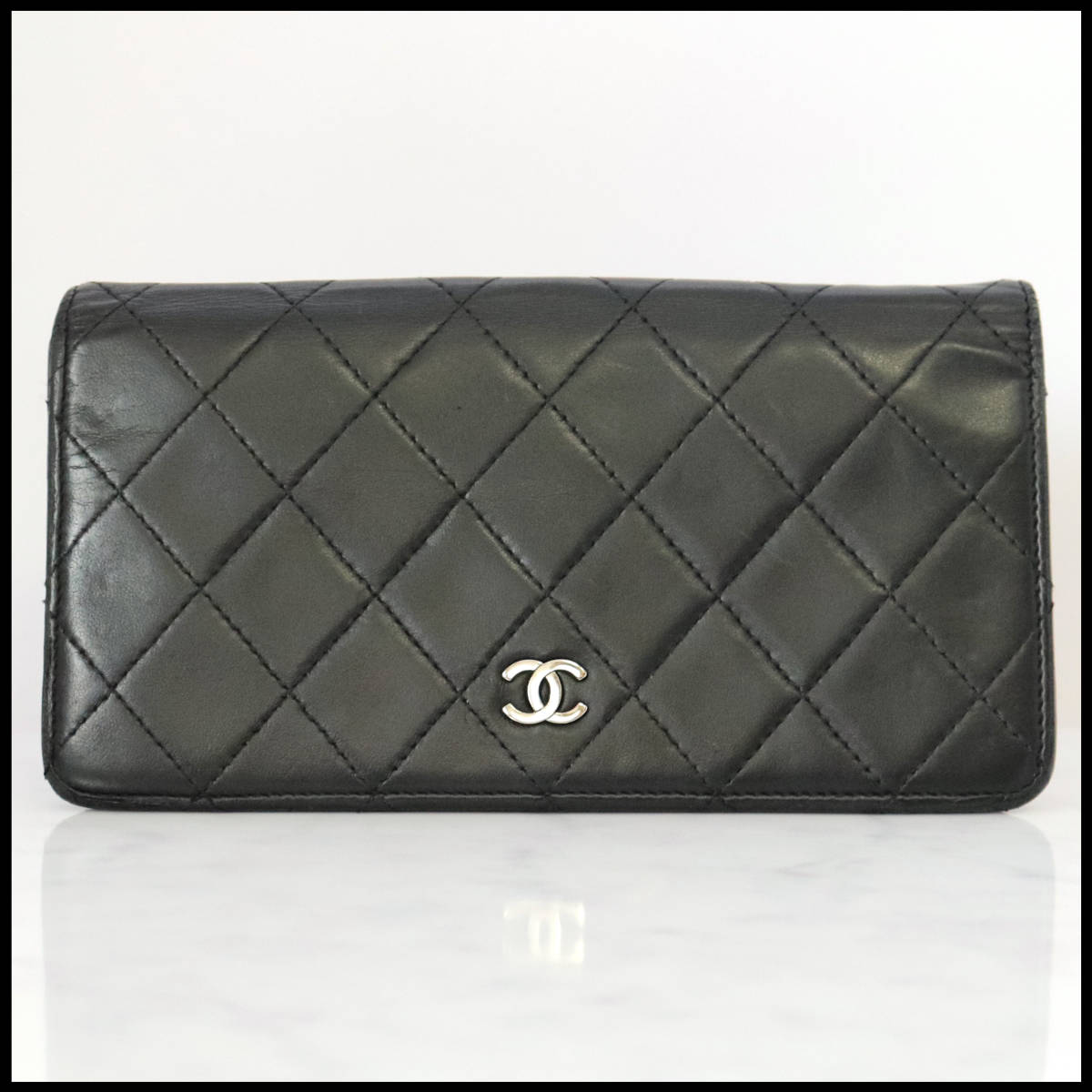 CHANEL シャネル　マトラッセ　ラムスキン 二つ折り　長財布　ココマーク　ブラック　A31509