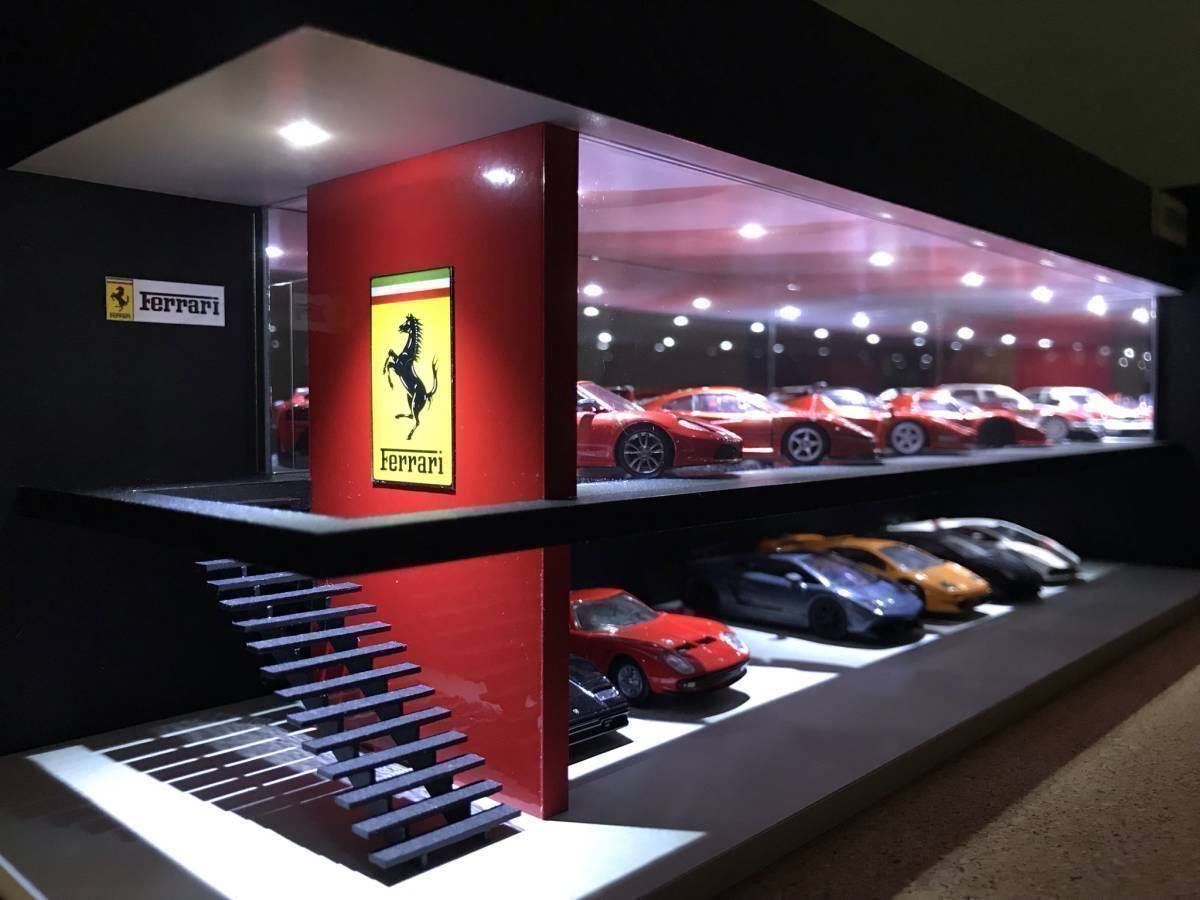 新作入荷，100%新品】 ミニカー専用ジオラマ：1/64 カーディーラーⅢ